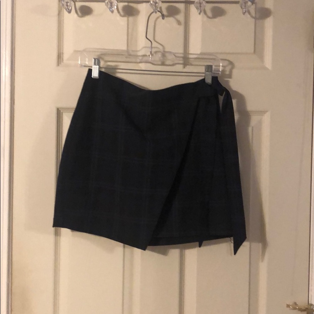 Tie waist plaid miniskirt